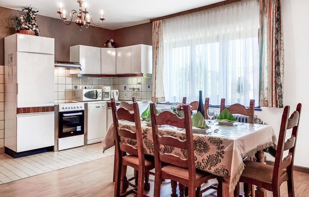 2 Bedroom Awesome Home In Burg-Reuland