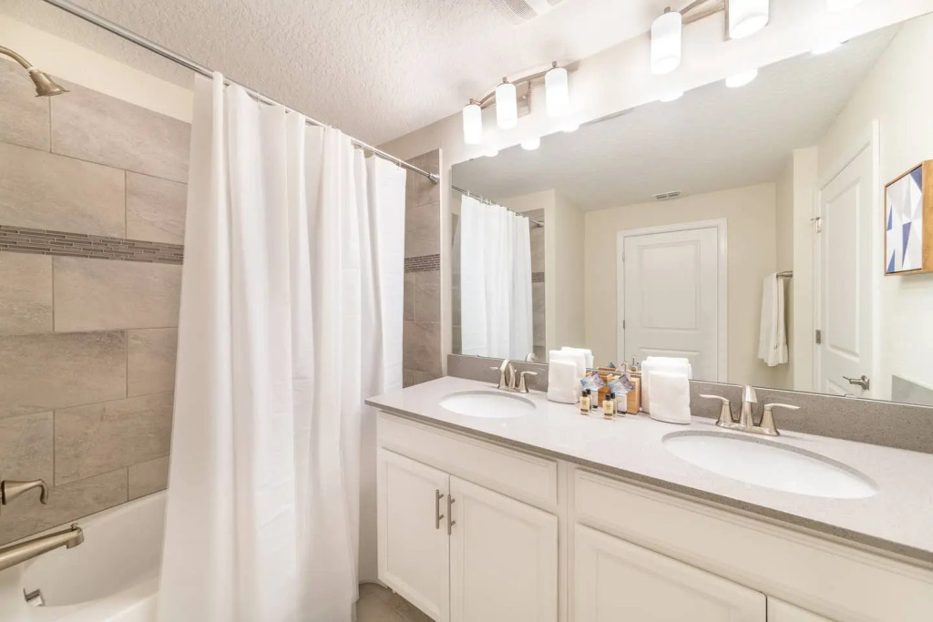 Pleasant house in Storey Lake with a nice private pool