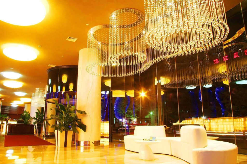 Wuhan Palm Spring International Hotel