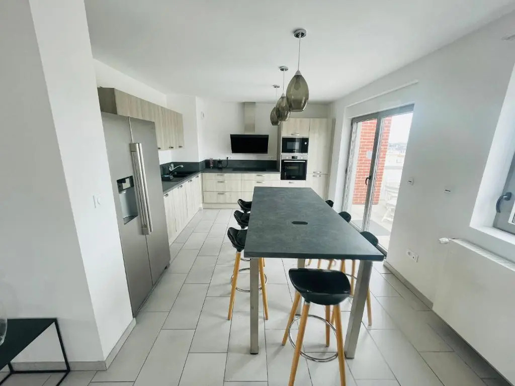 Grand appartement face mer