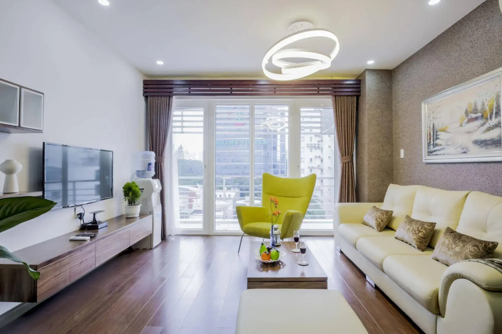 Poonsa Serviced Apartment
