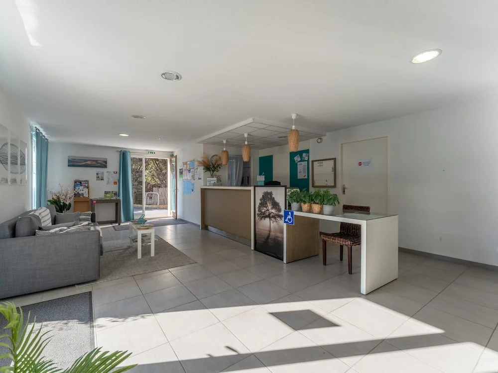 4-guest Stay Near Moutchic Beach
