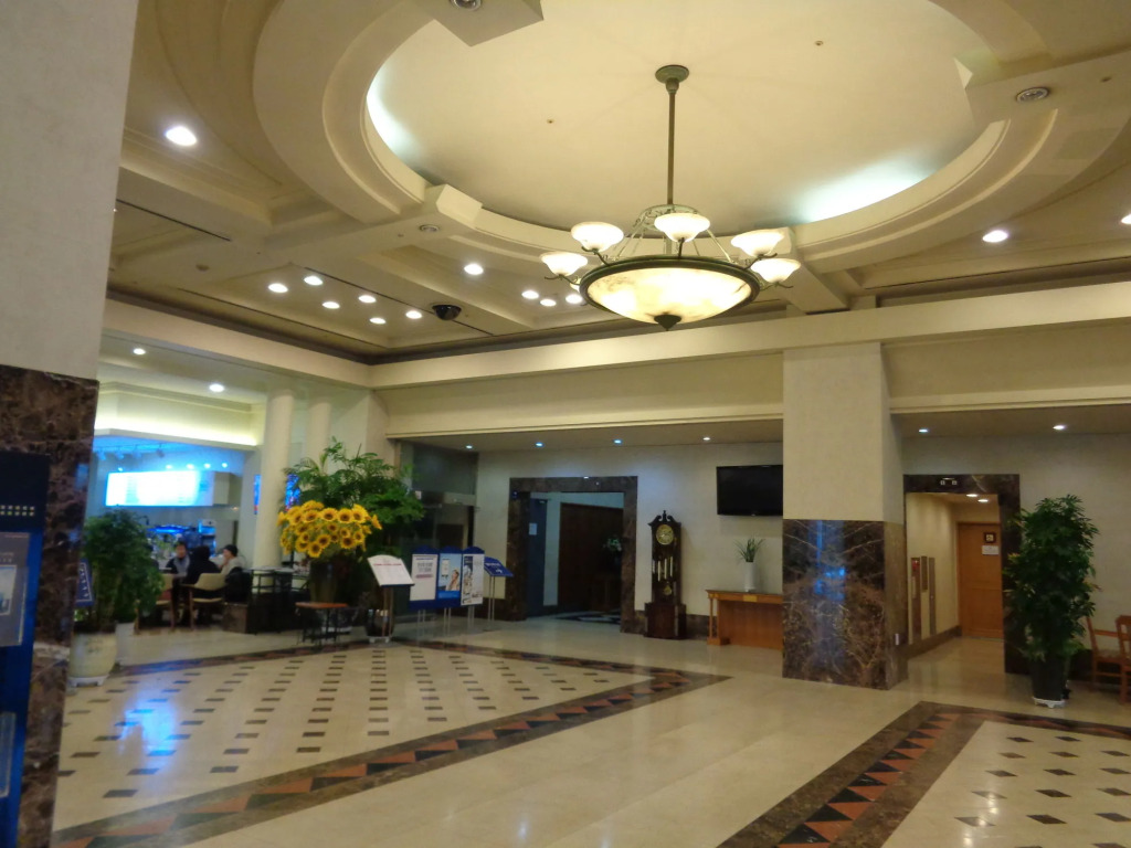 JH Hotel Legend
