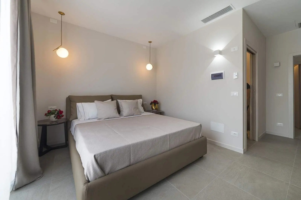 Garda Room