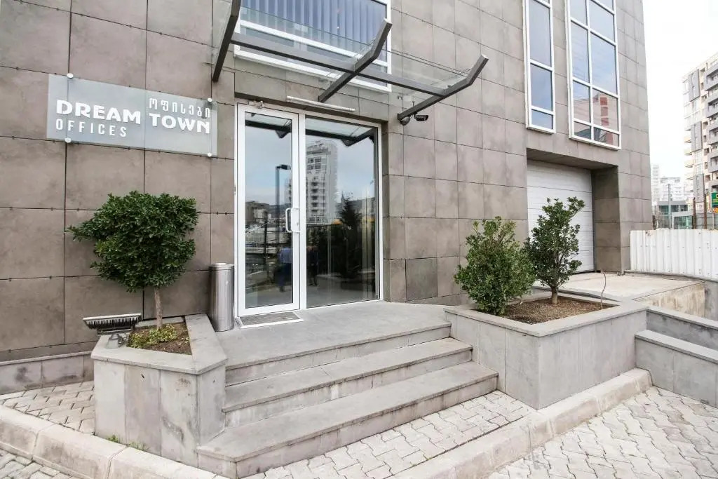 Comfort Tower 1