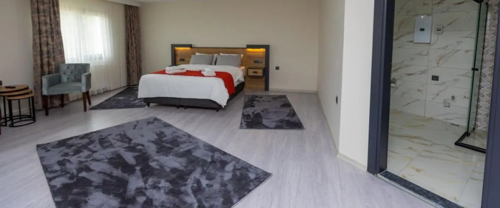Moonlight Suite
