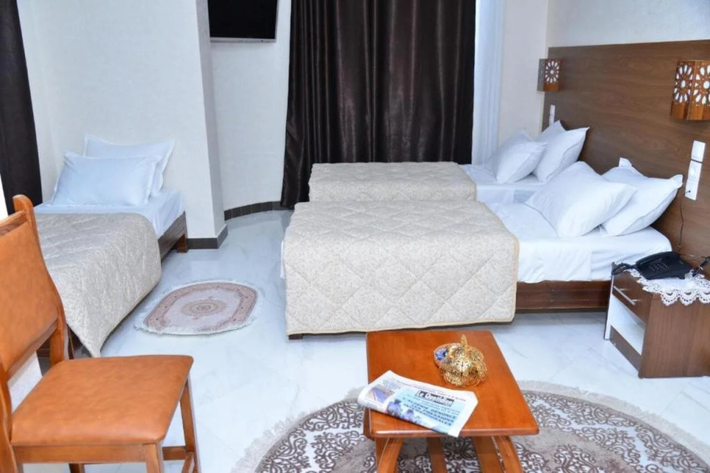 Hotel Mh