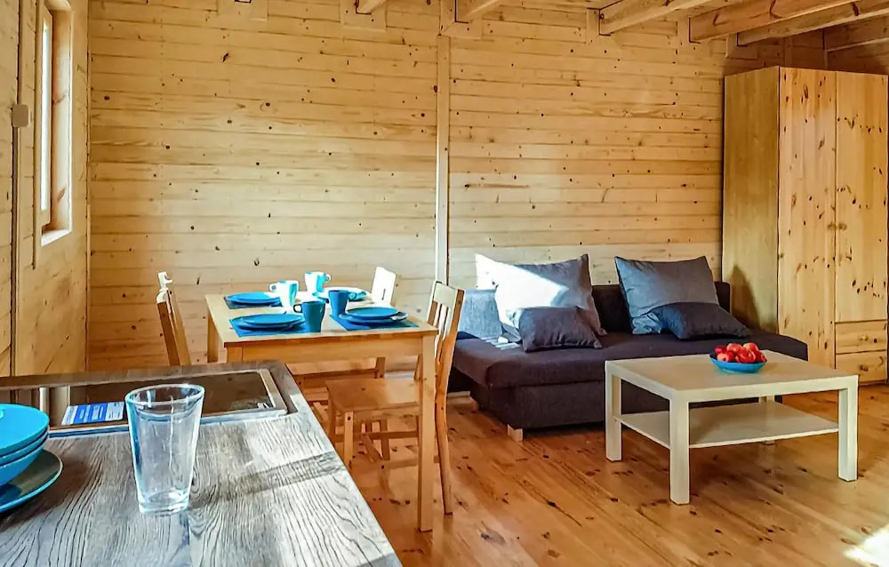 Cozy Home In Miedzyzdroje With Wifi