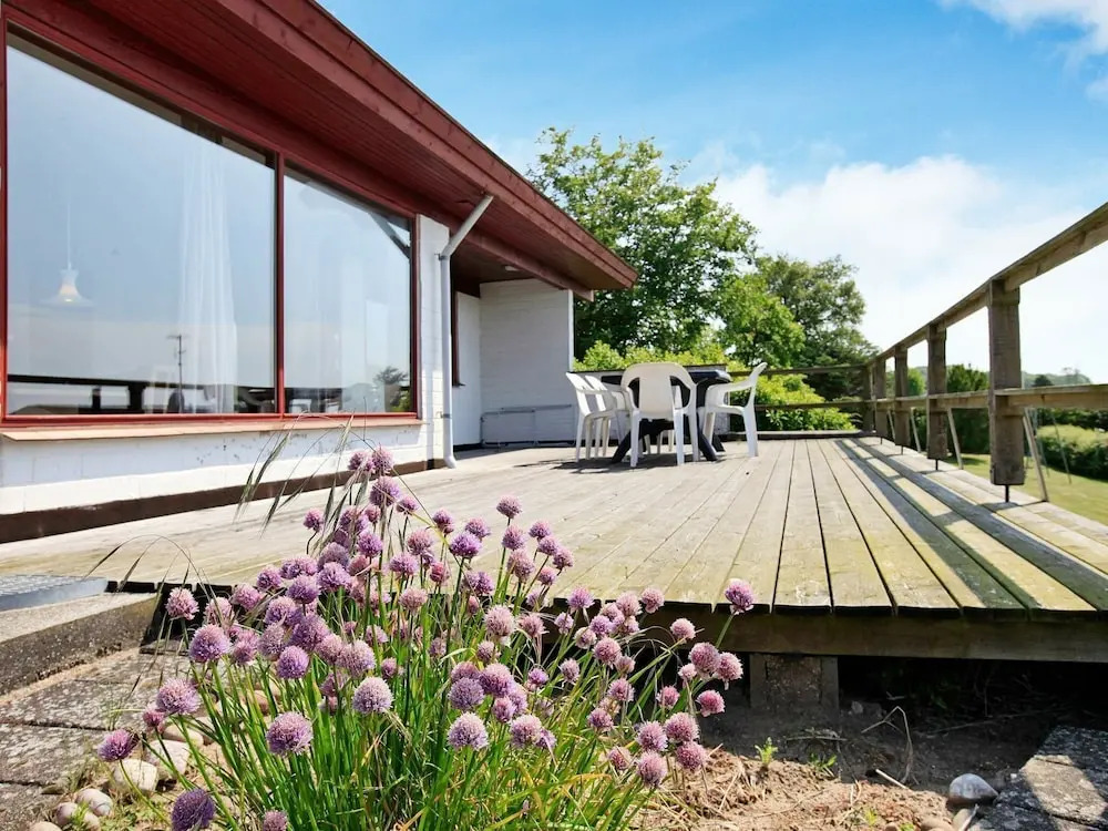 Quaint Holiday Home in Faabord near Sea