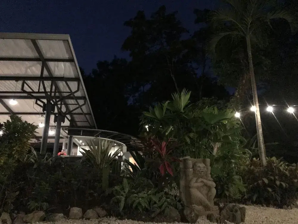Hotel Nya