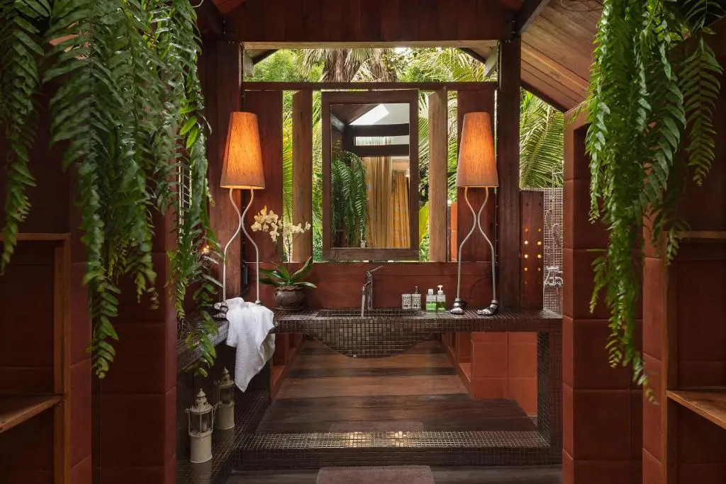 Chandra Residence