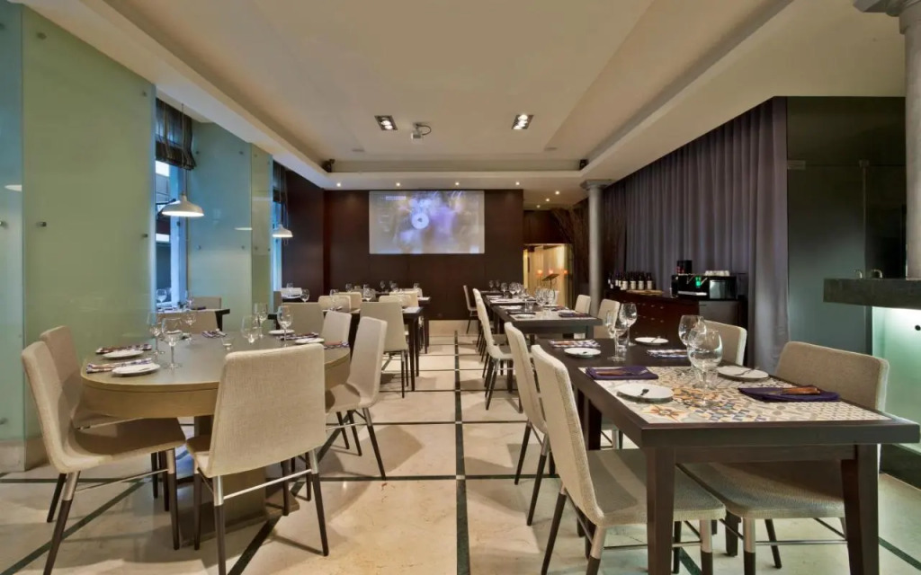 TURIM Restauradores Hotel