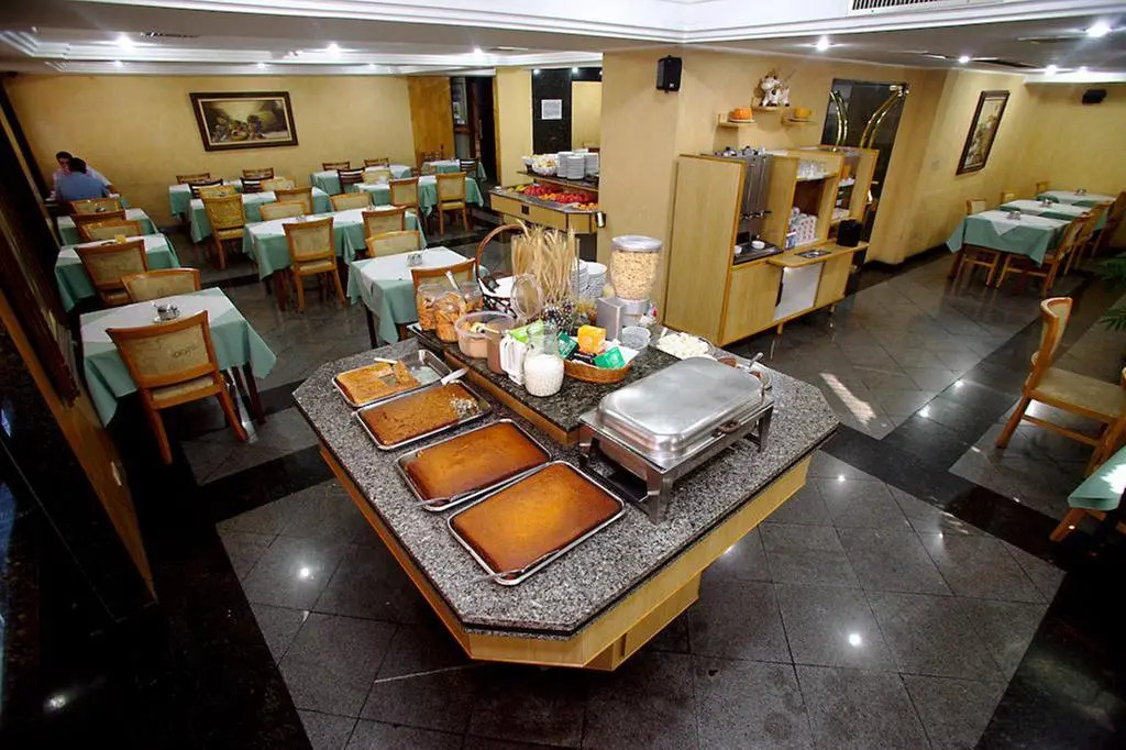 Hotel Columbia