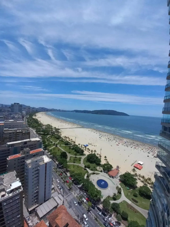 Condomínio de Luxo em Frente à Praia (novinho)