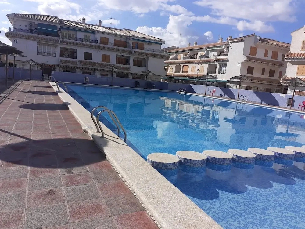 Apartment in Playa del Tamarit With Pool