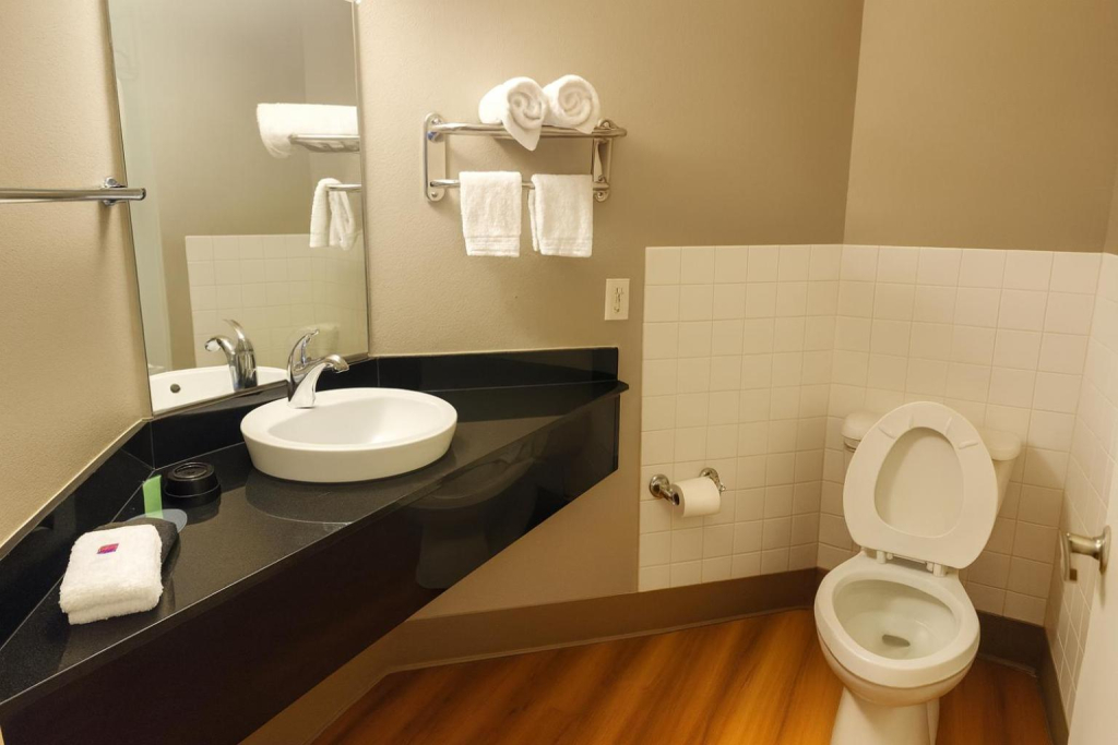 Motel 6-Brooklyn Center, MN - Minneapolis