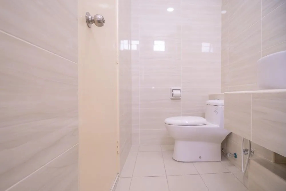 OYO Home 89458 Amazing 2br D'summit