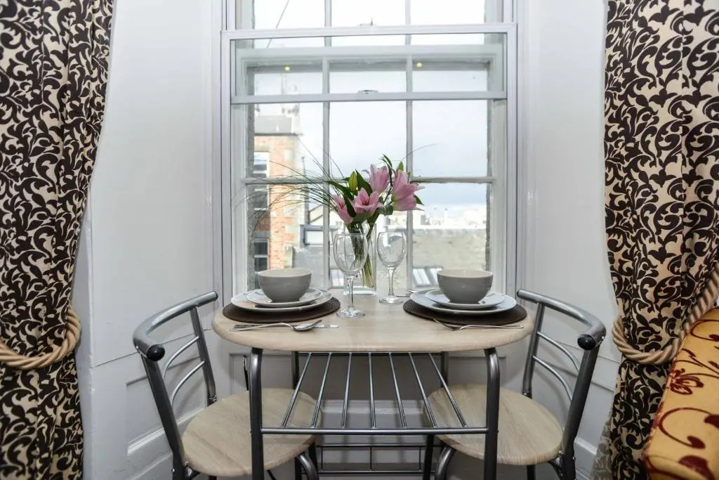 Union Street Apartment