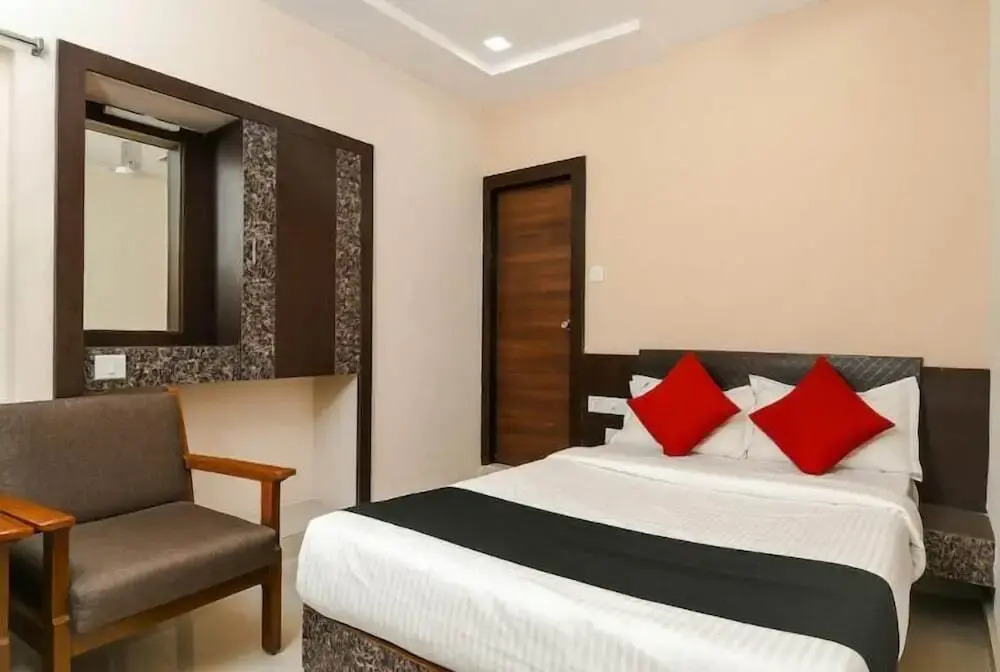 Dwaraka Inn