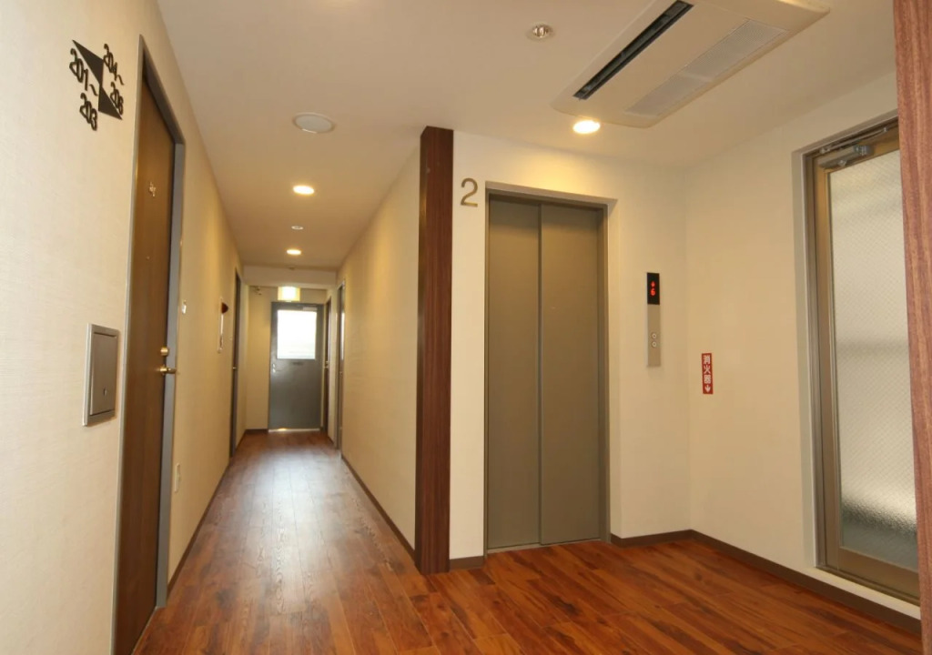 Yokohama Town Hotel