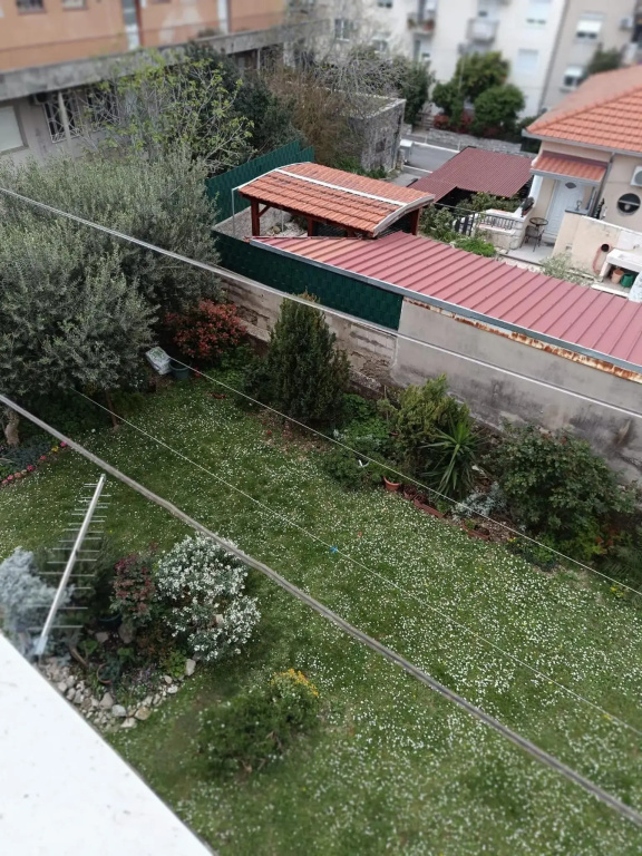Novi studio apartman Emda u centru Splita, private parking