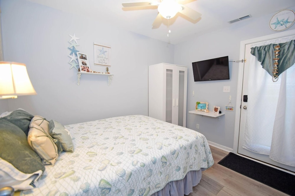 Montego Bay-colonial Drive 13339 3 Bedroom Home