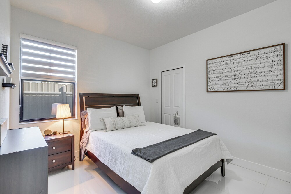 Easy Park & University Access! Family Miami Escape
