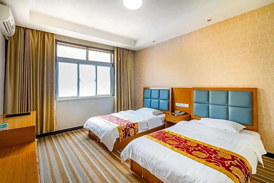 Beijing GuoMen Business Hotel