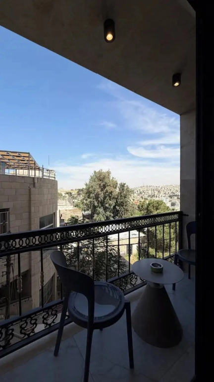 203 Tara-jre Jabal Al Lweibdeh With Stunning View