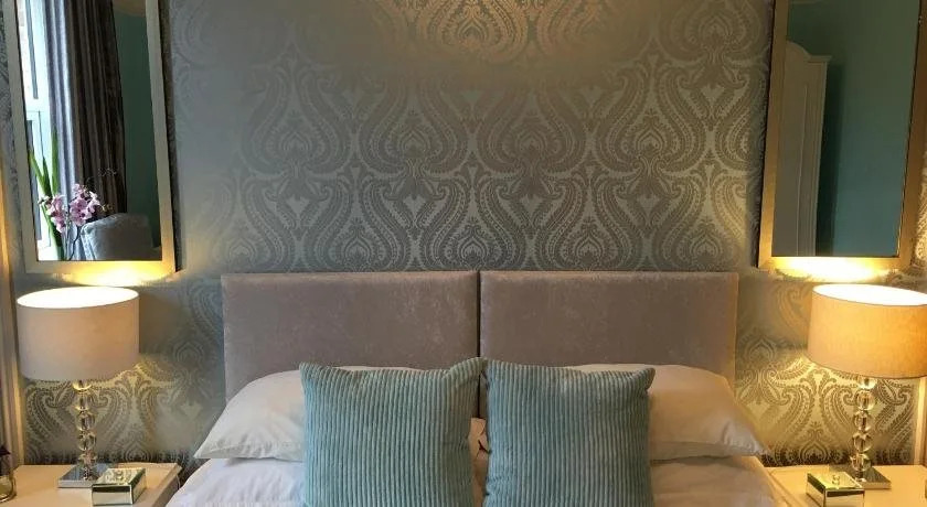 All Seasons B&b