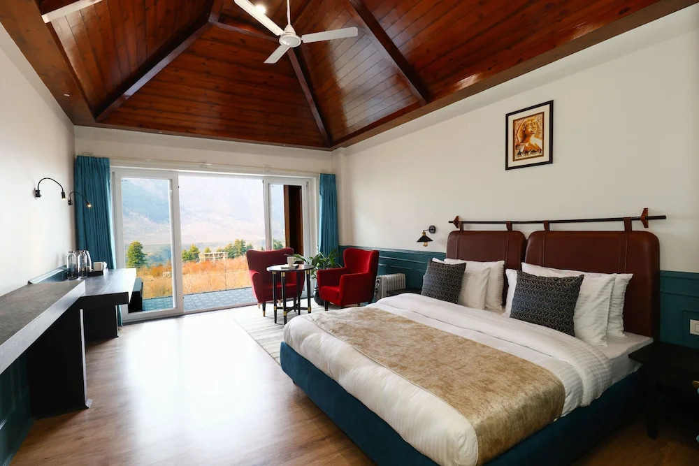 The Voyage Resort