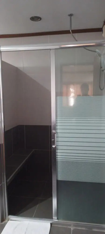 Platinum Hotel
