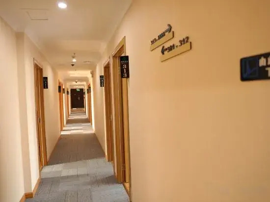 Tonghua Hotel