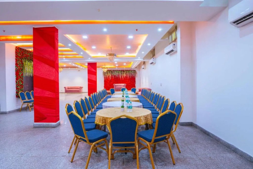 Hotel Royal City