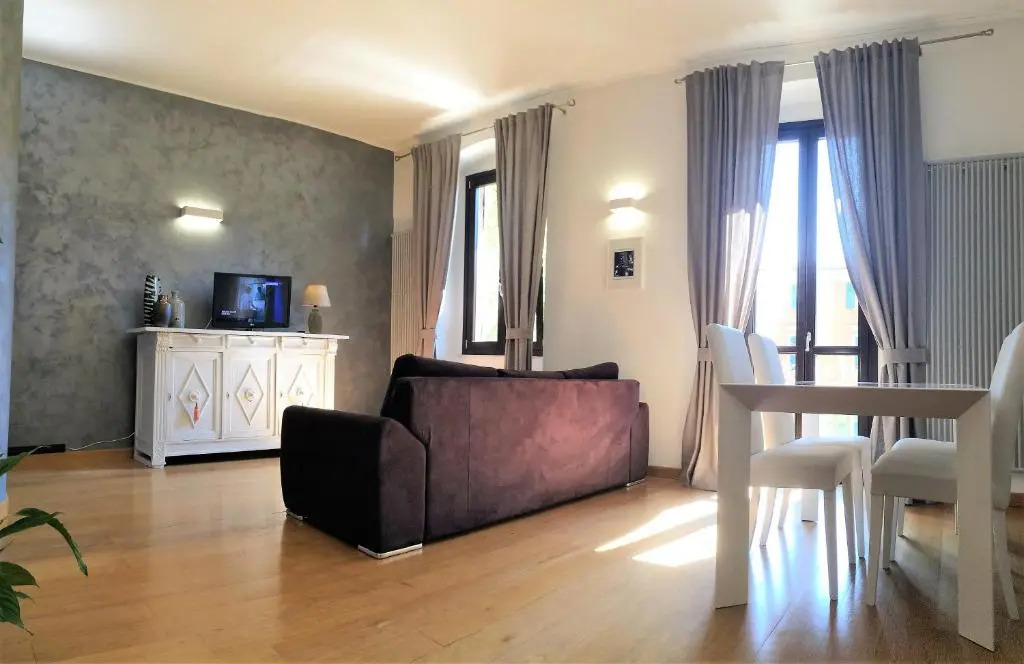 Flat 81