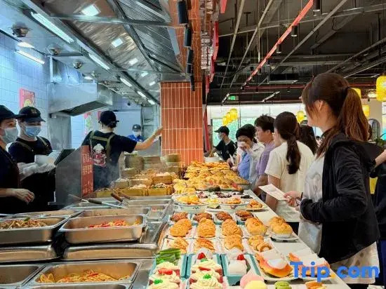 Yilong Anyue Hotel (Chengmai Old City Hainan Free Trade Port Ecological Software Park Store)