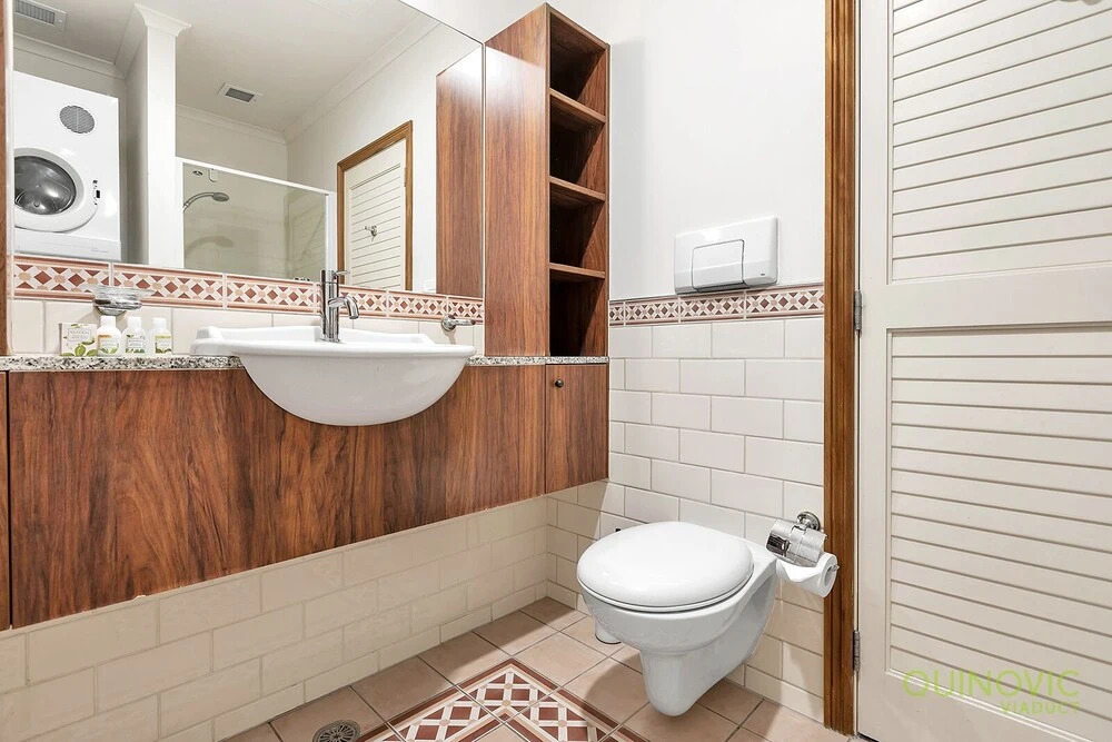 QV CBD Studio with Huge Deck - 960