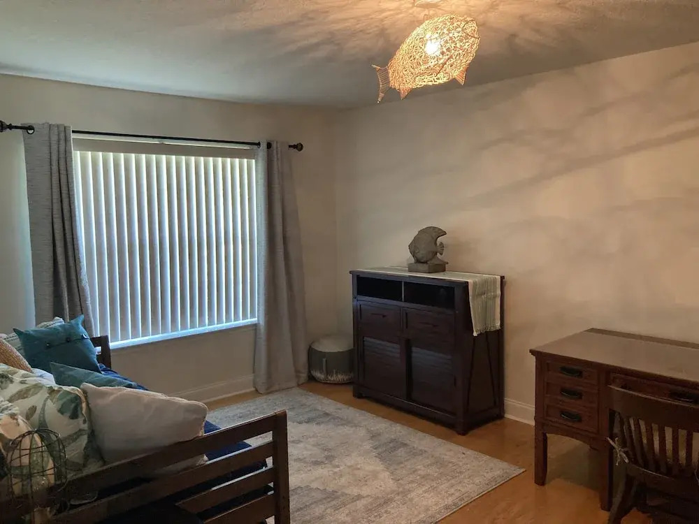 Spacious Home With Private Pool,spa, Gas Grill and Patio