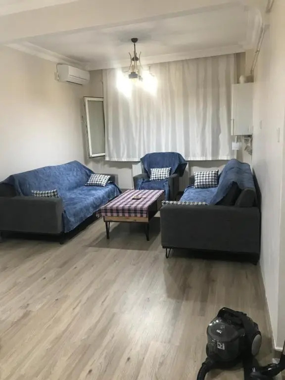 Hakan’s apartment