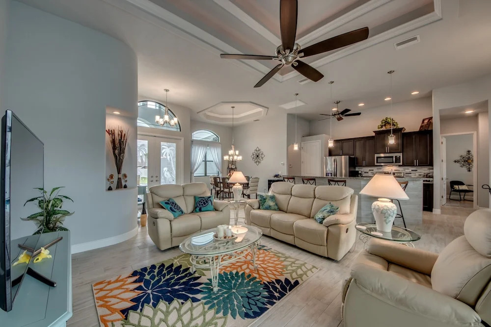 Villa Lake Kennedy - Roelens Vacations