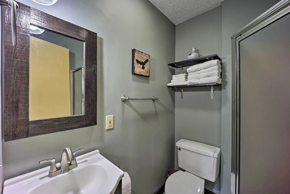 'skiway Chalet' Home w/ Hot Tub in Beech Mountain!