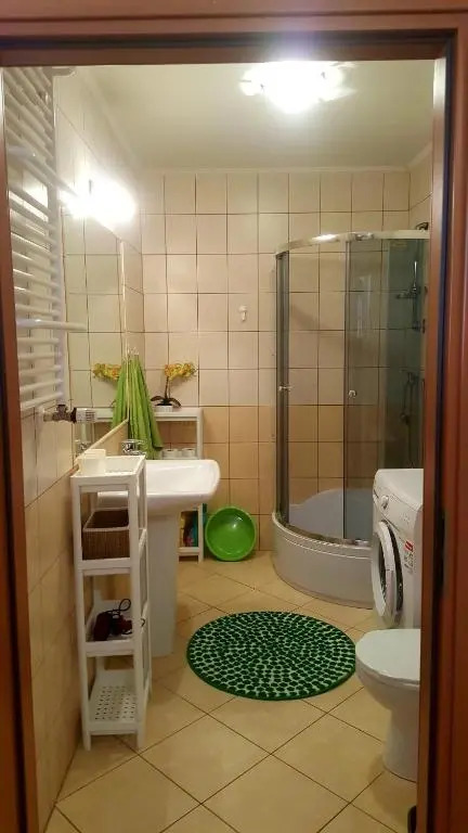 8APARTMENT