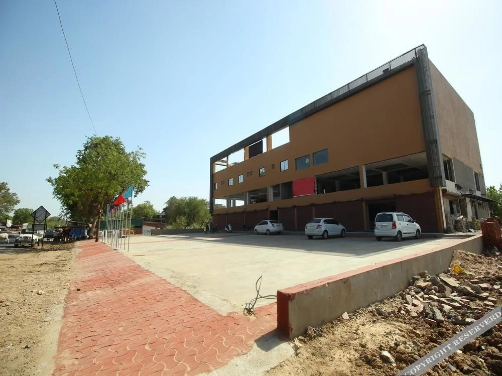 Hotel Prayosha