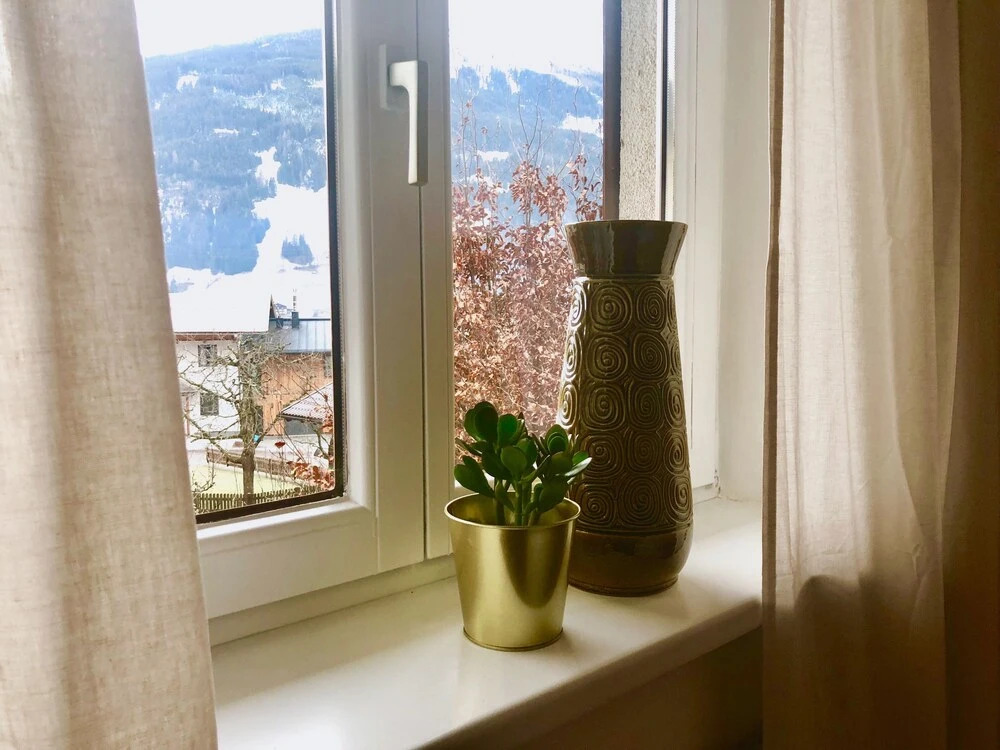 Cozy Chalet With Amazing Mountain Views Ski-in, Ski-out, Trailheads