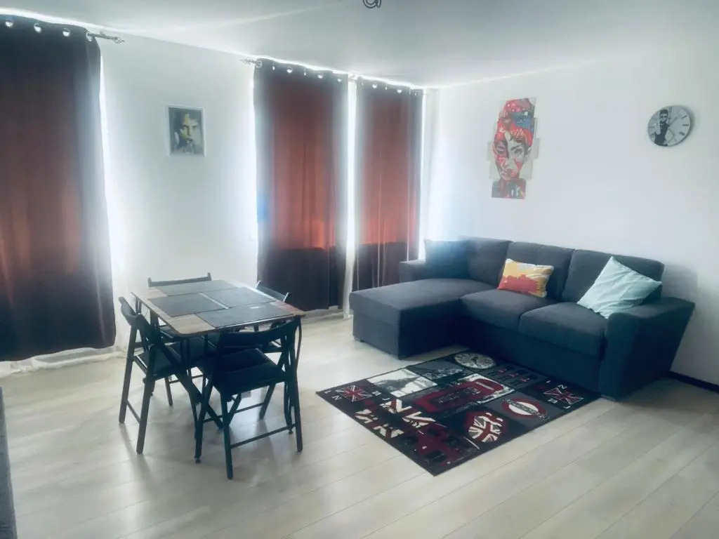 Tourist Apartment 1