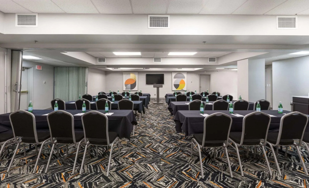 Country Inn & Suites by Radisson, Lake Norman Huntersville, NC