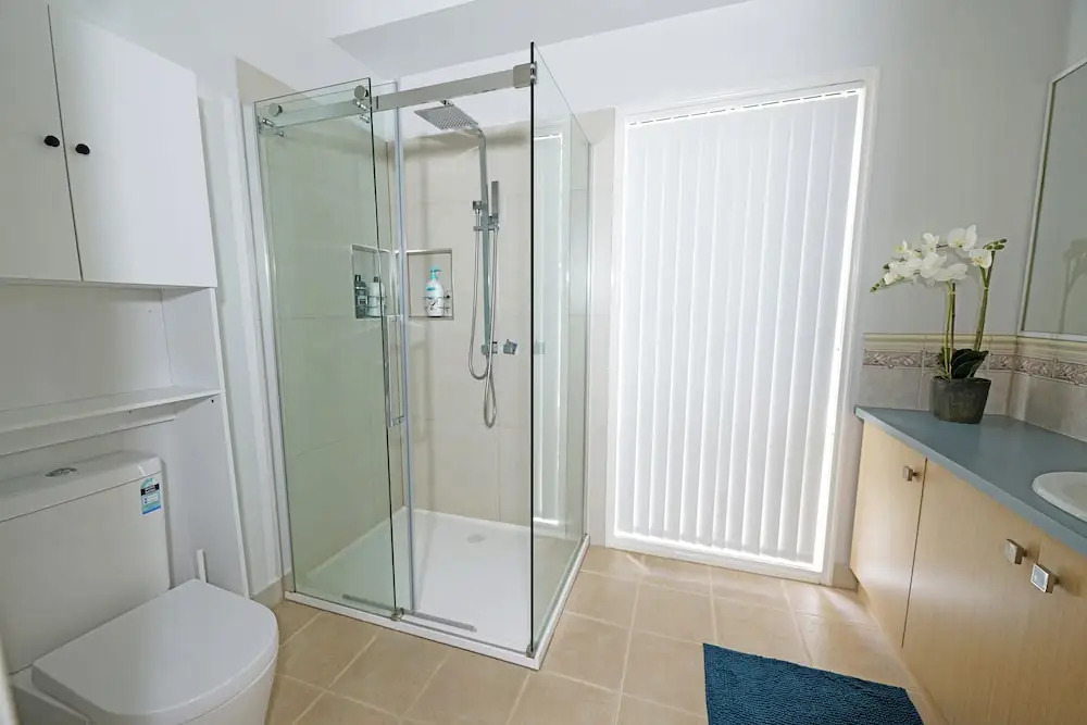 Hallam 5BRM Rental Entire House
