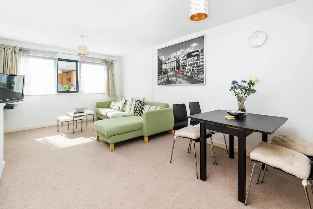 Fantastic 1 Bed Flat Stratford