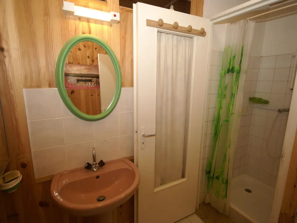 Snug holiday home in Denneville Plage near beach