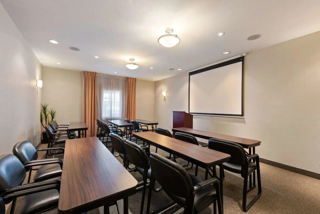 Extended Stay America Suites - Houston - IAH Airport